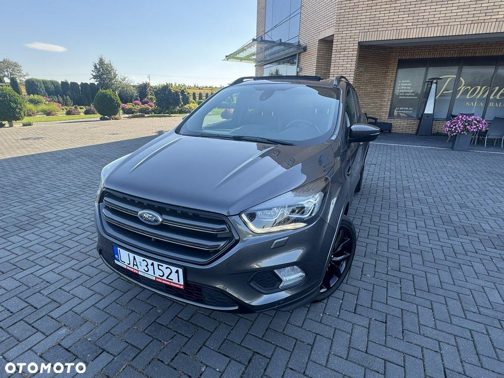 Ford Kuga - 4