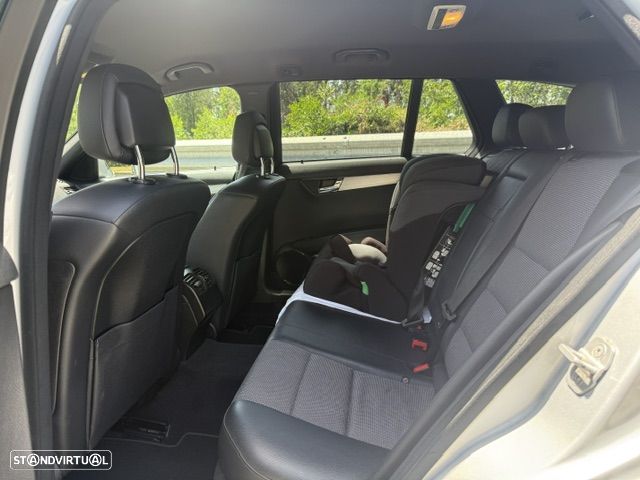 Mercedes-Benz C 250 - 13