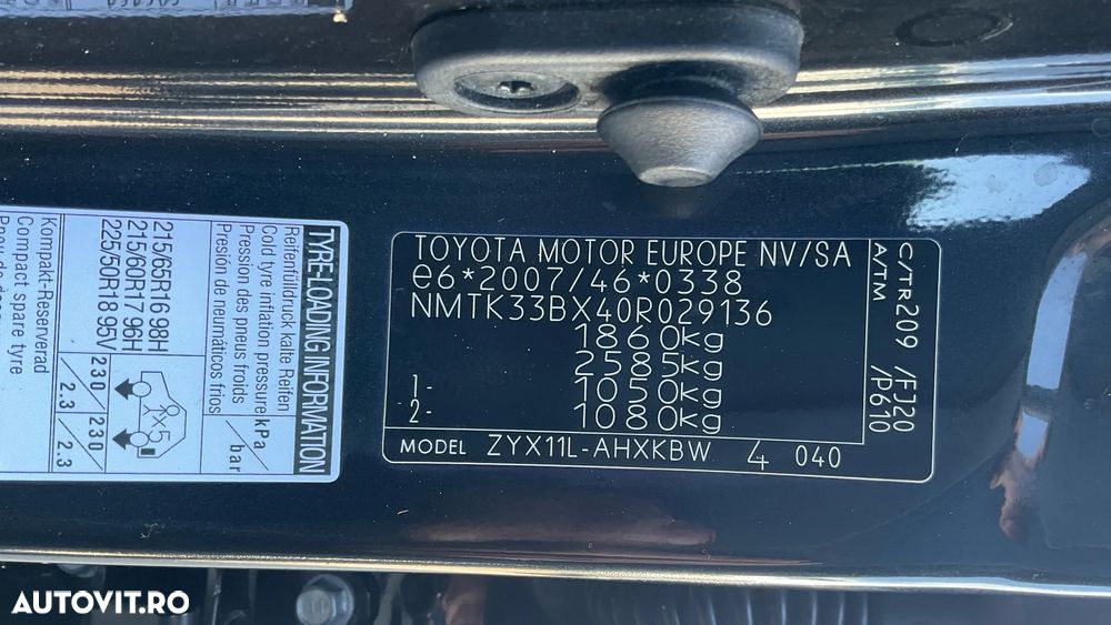 Toyota C-HR 1.8 HSD 4x2 CVT C-ult - 39