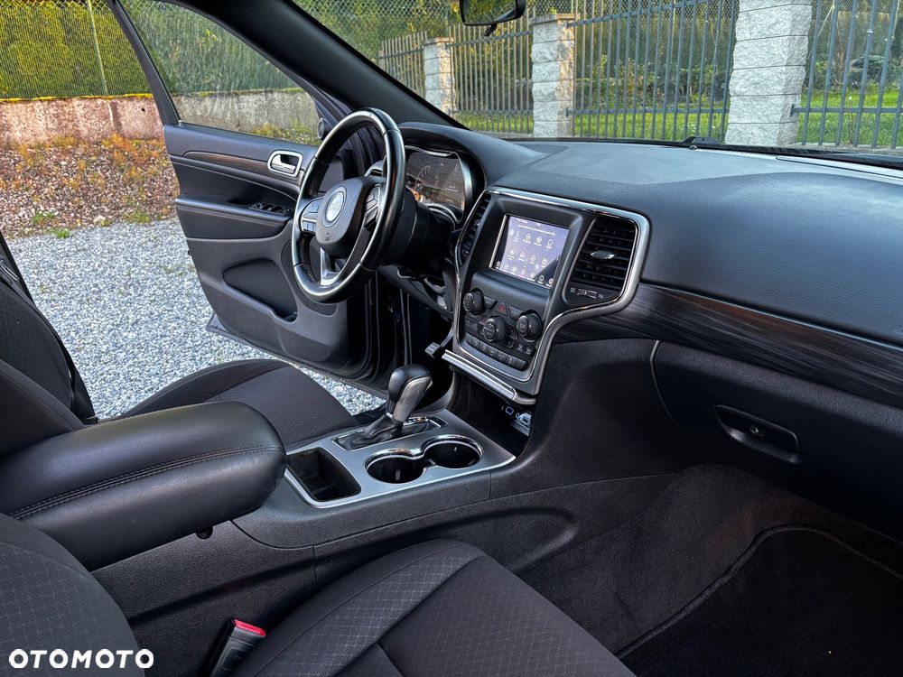 Jeep Grand Cherokee 3.6 V6 Laredo - 31