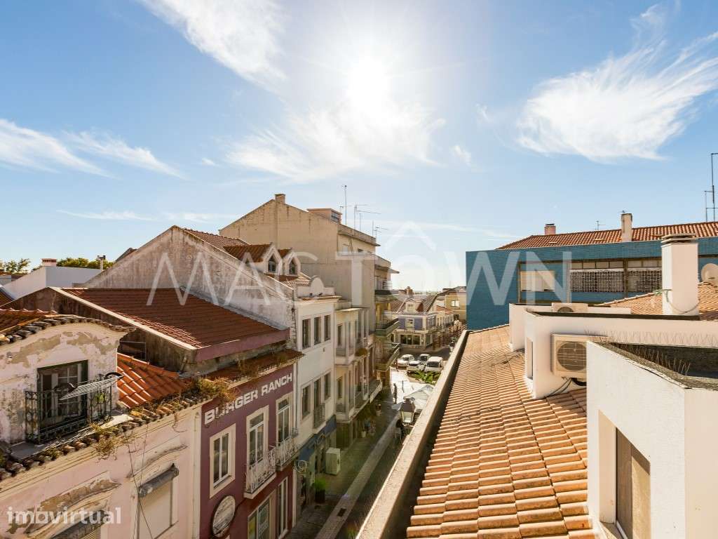 Vila Franca de Xira | Um Prédio, Novas Oportunidades de Investimento - Grande imagem: 3/25