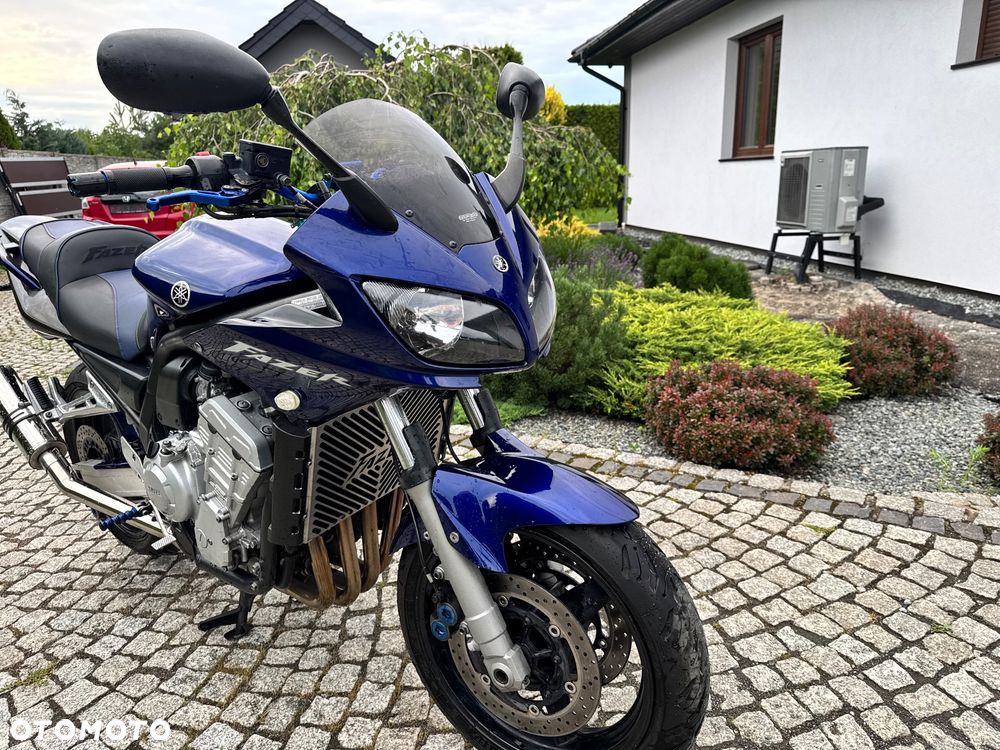 Yamaha FZS - 13