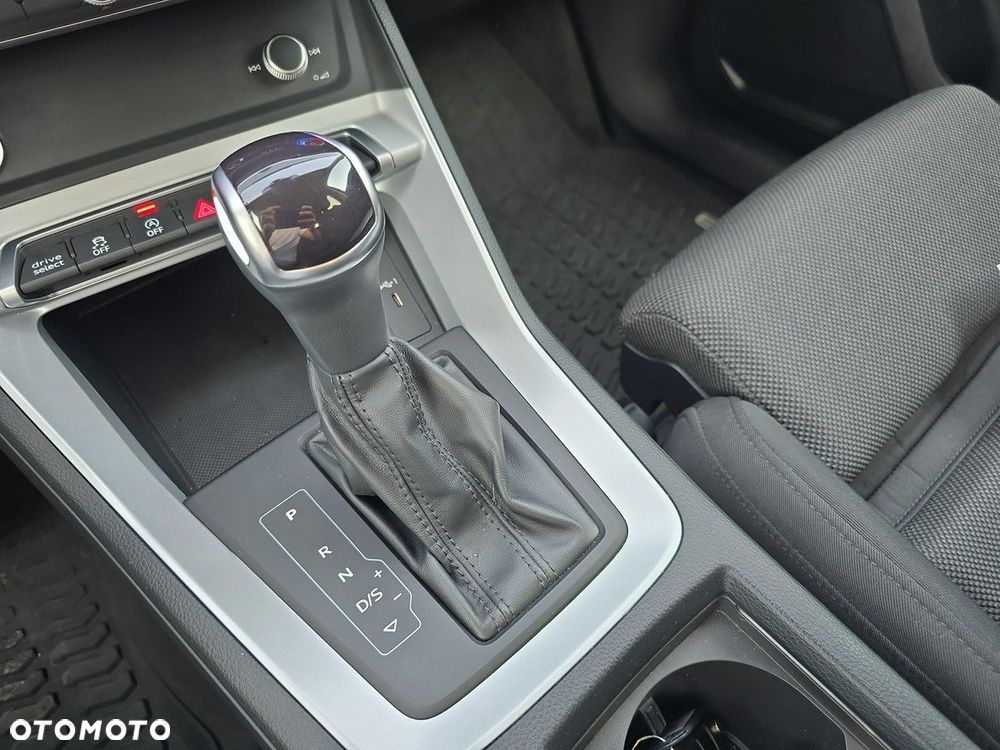 Audi Q3 Sportback - 14