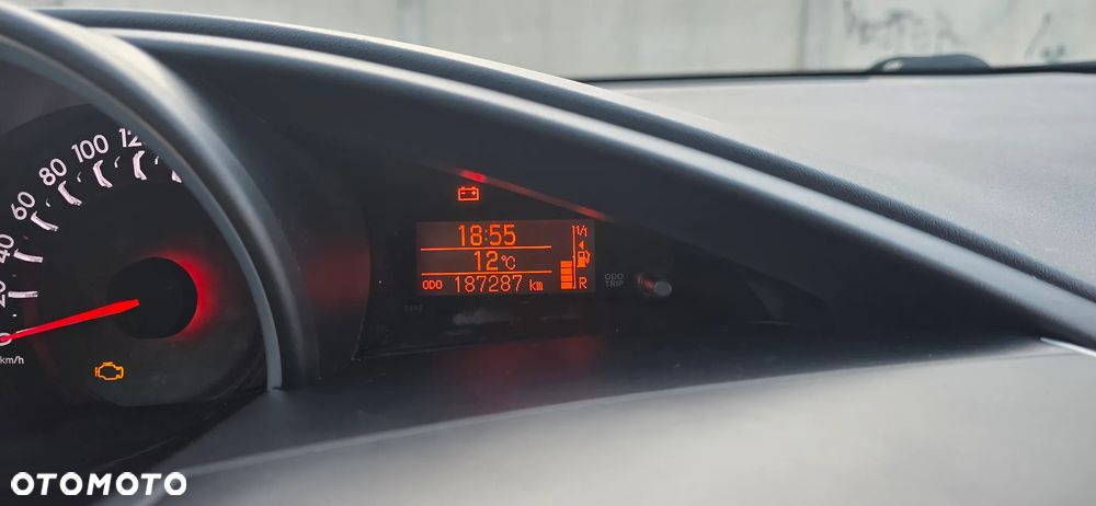 Toyota Verso 2.2 D-4D Automatik 5-Sitzer Comfort - 7