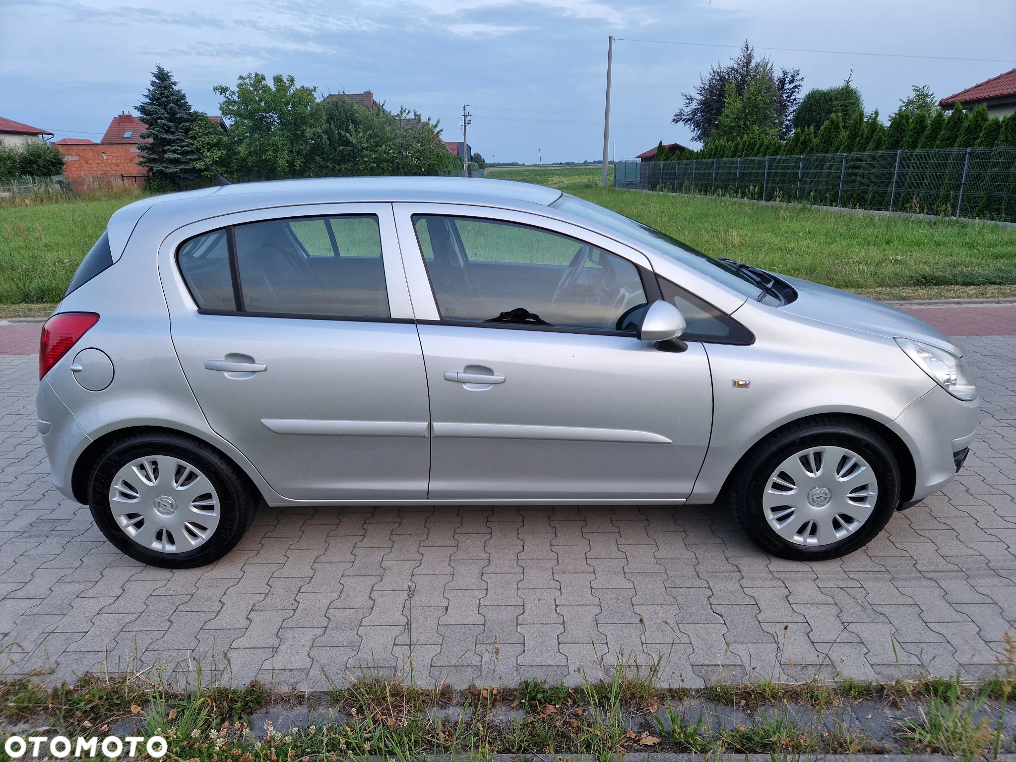 Opel Corsa 1.4 16V Edition - 5