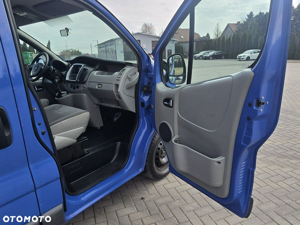 Opel Vivaro - 20