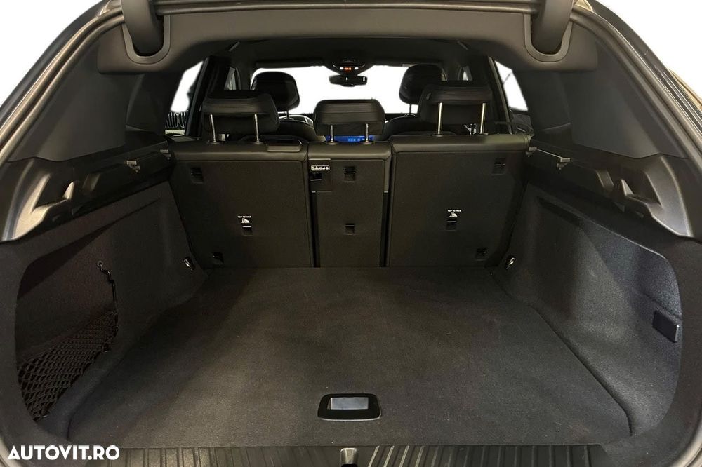 BMW iX3 50 xDrive - 16