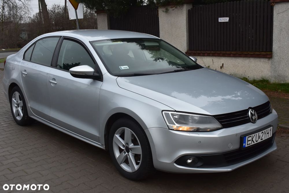 Volkswagen Jetta 1.6 TDI Comfortline CityLine - 24