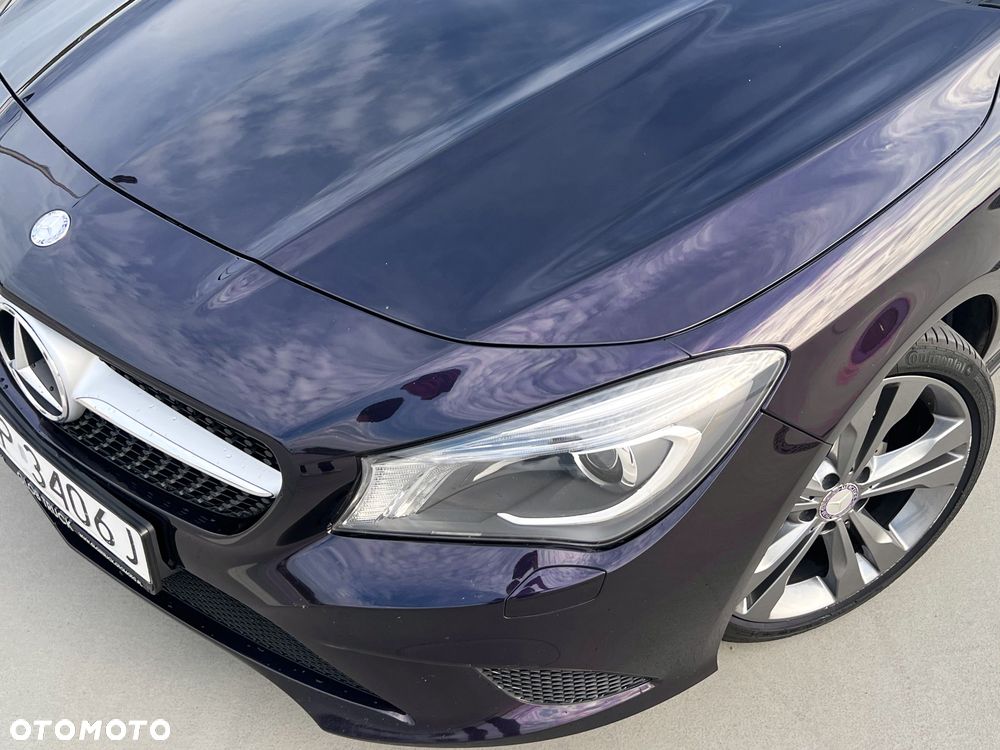 Mercedes-Benz CLA 180 AMG Line - 9