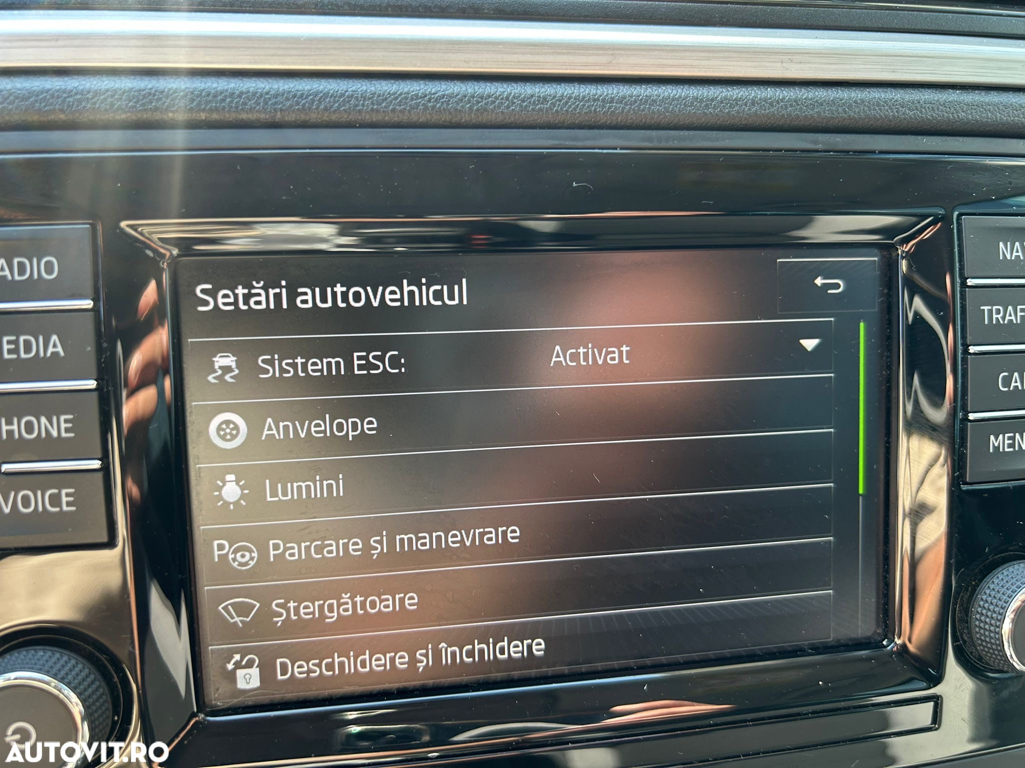 Skoda RAPID 1.4 TDI DSG Ambition - 21