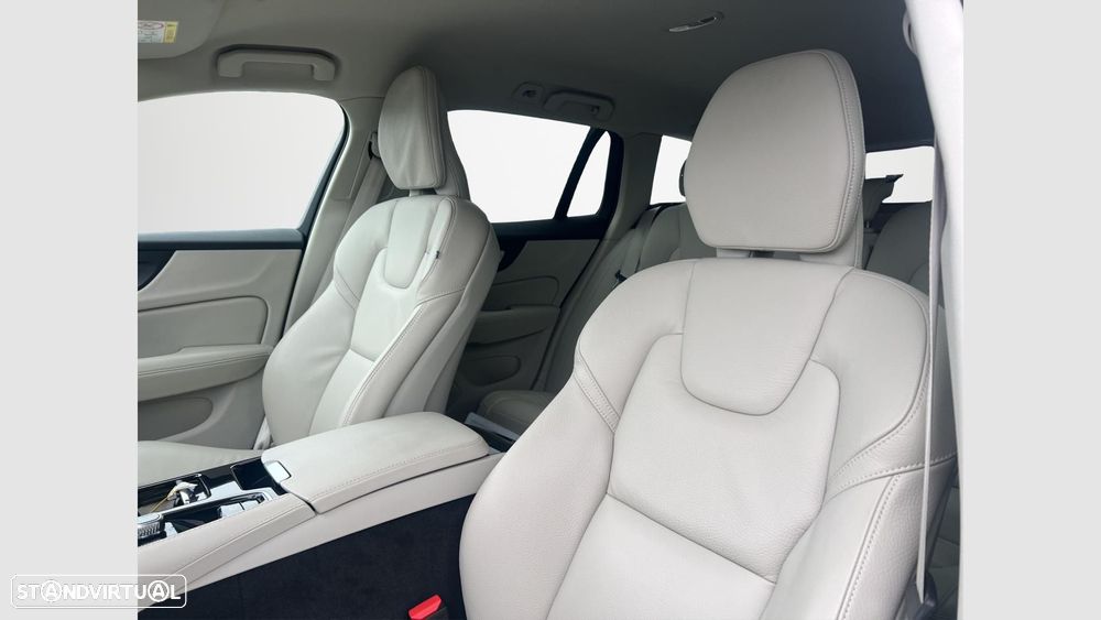 Volvo V60 2.0 T6 AWD TE Plus Bright - 10