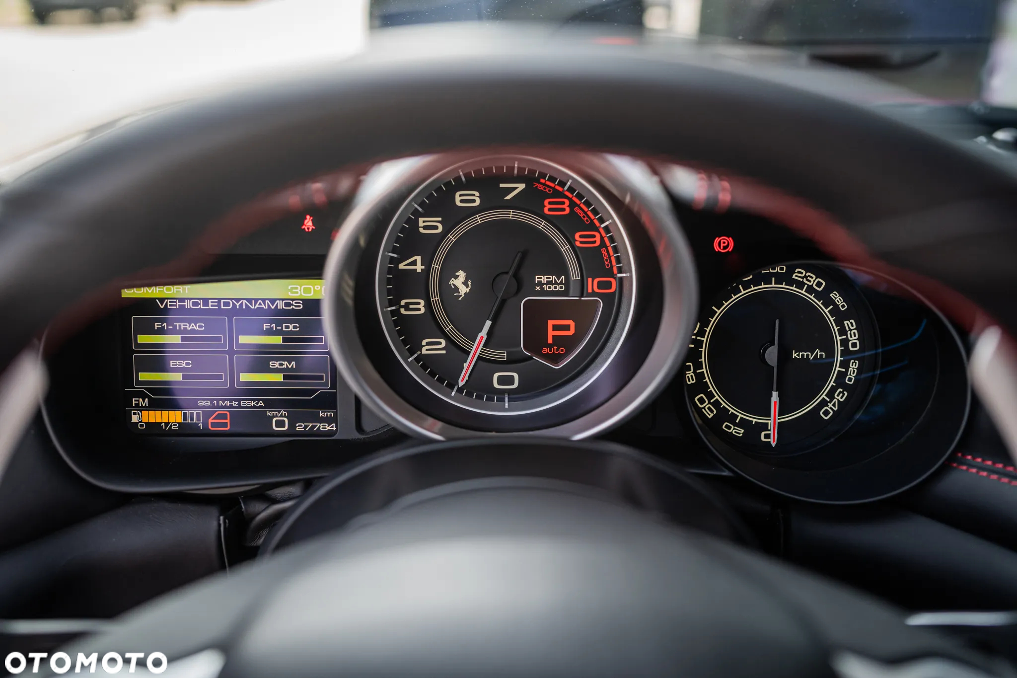 Ferrari California T - 13