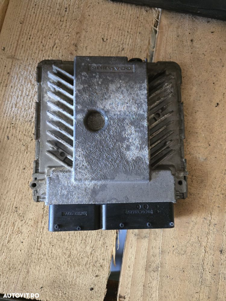 Calculator motor 2.0 BKP passat B6  03G906018 - 3