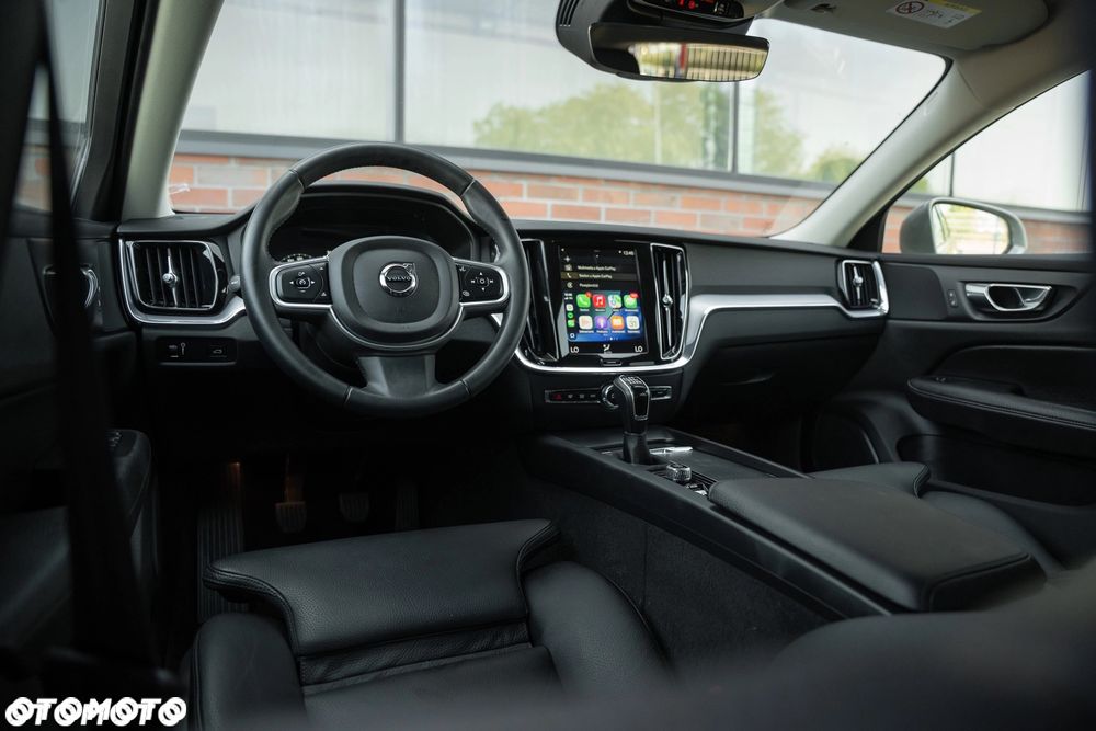 Volvo V60 D3 Momentum Core - 28