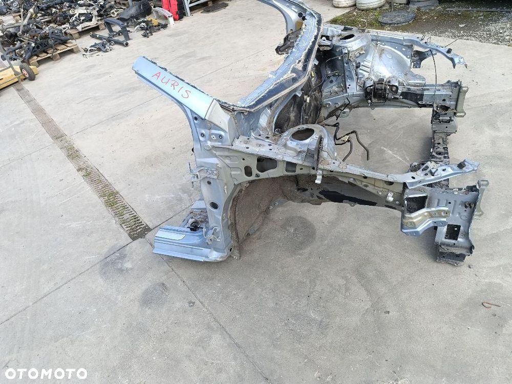 TOYOTA AURIS II ĆWIARTKA PRAWA PRZÓD - 1