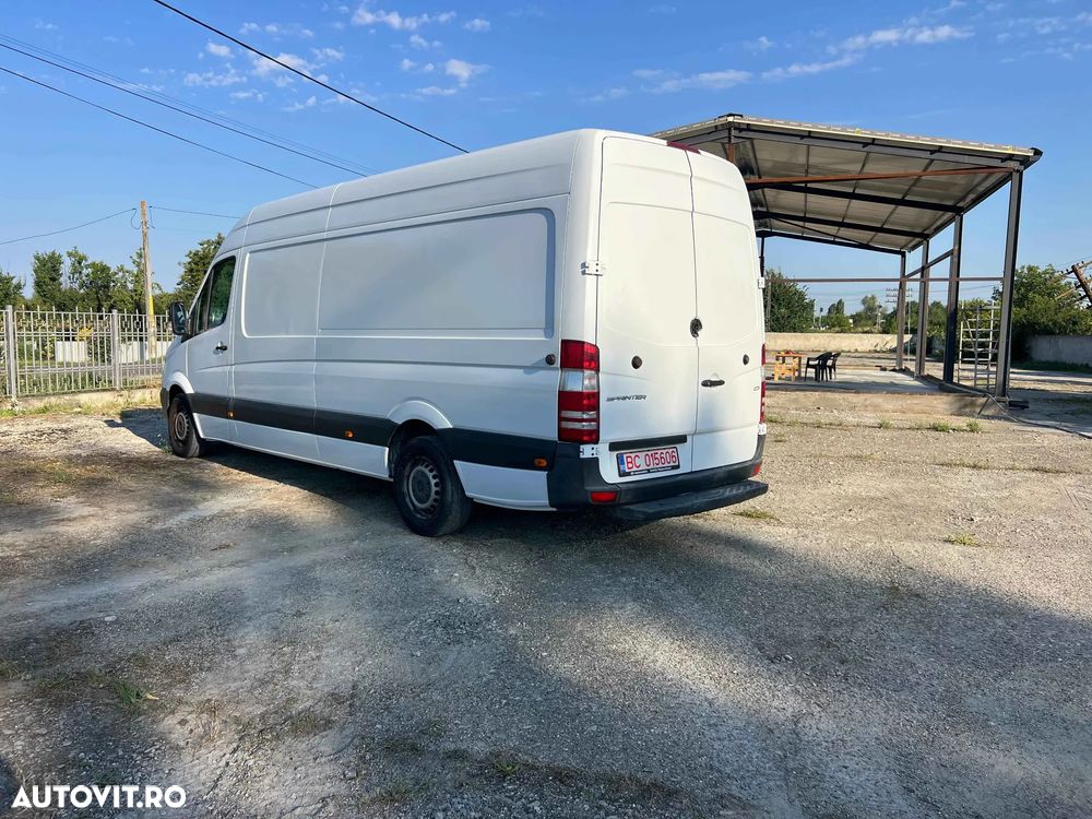 Mercedes-Benz Sprinter - 5