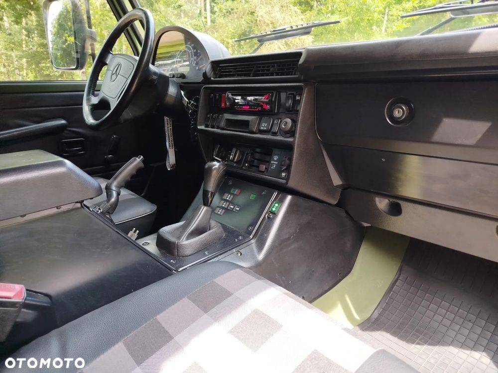 Mercedes-Benz Klasa G 300 CDI L Automatik DPF Professional Edition PUR - 3