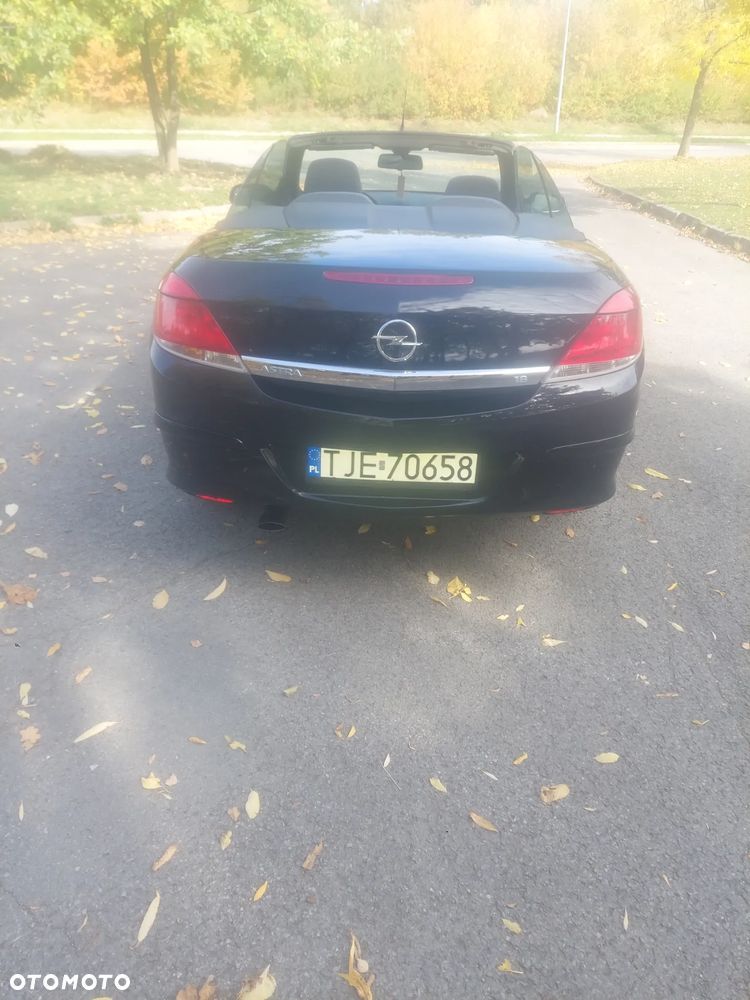 Opel Astra - 18