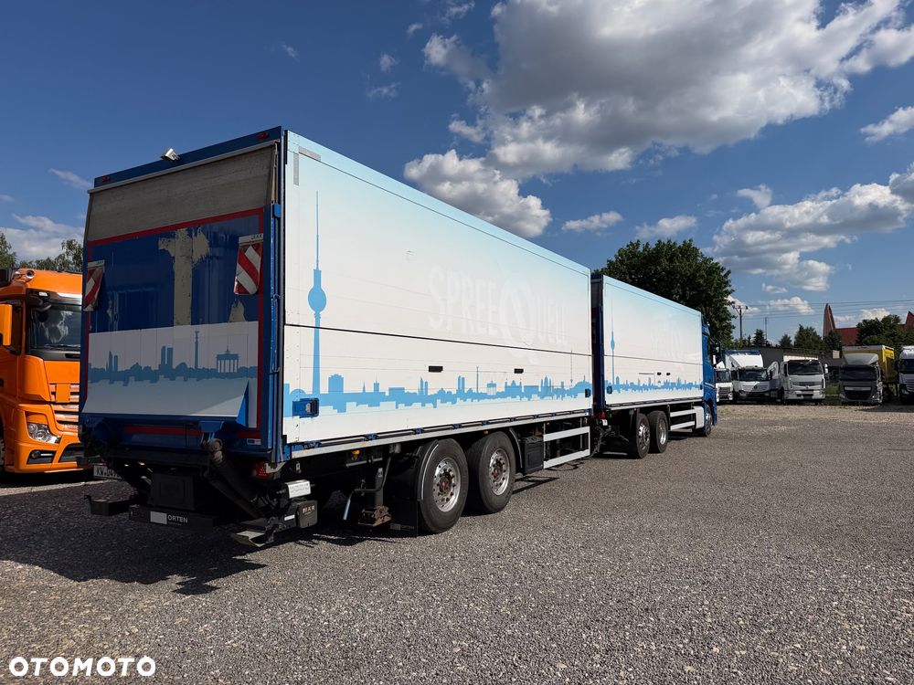 Mercedes-Benz Actros - 38