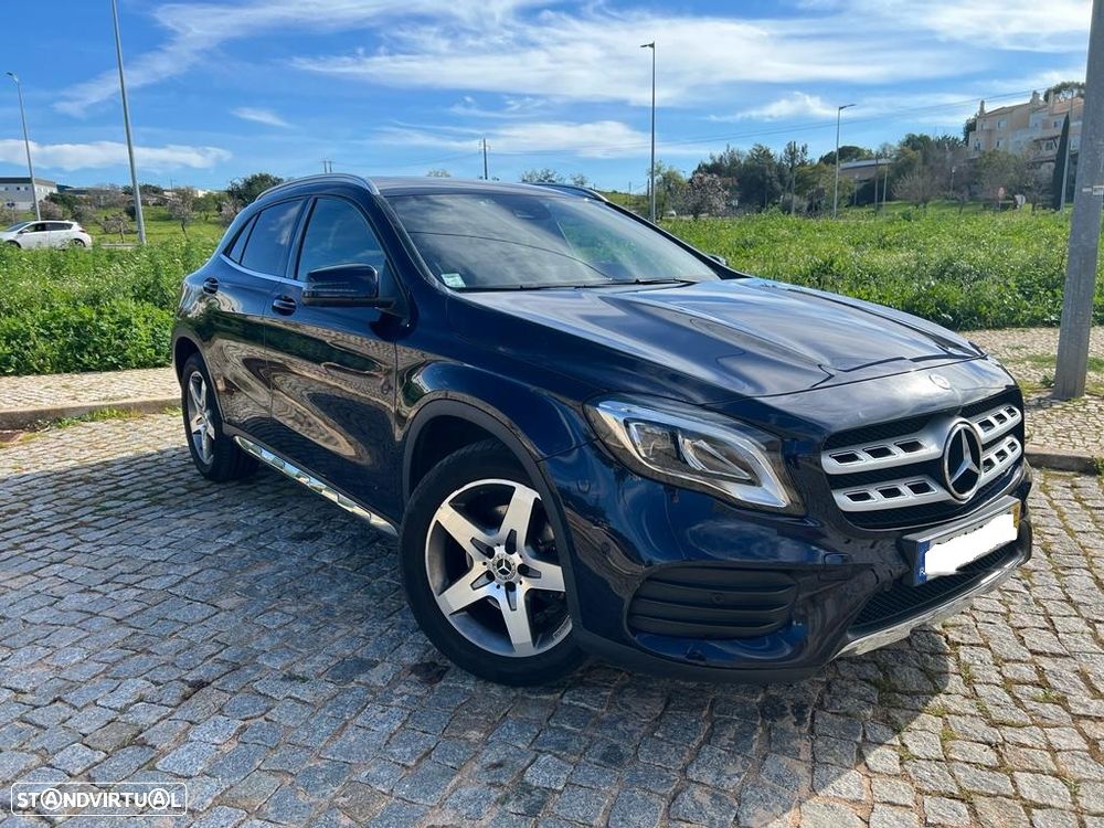 Mercedes-Benz GLA 220 d AMG Line 4-Matic - 1