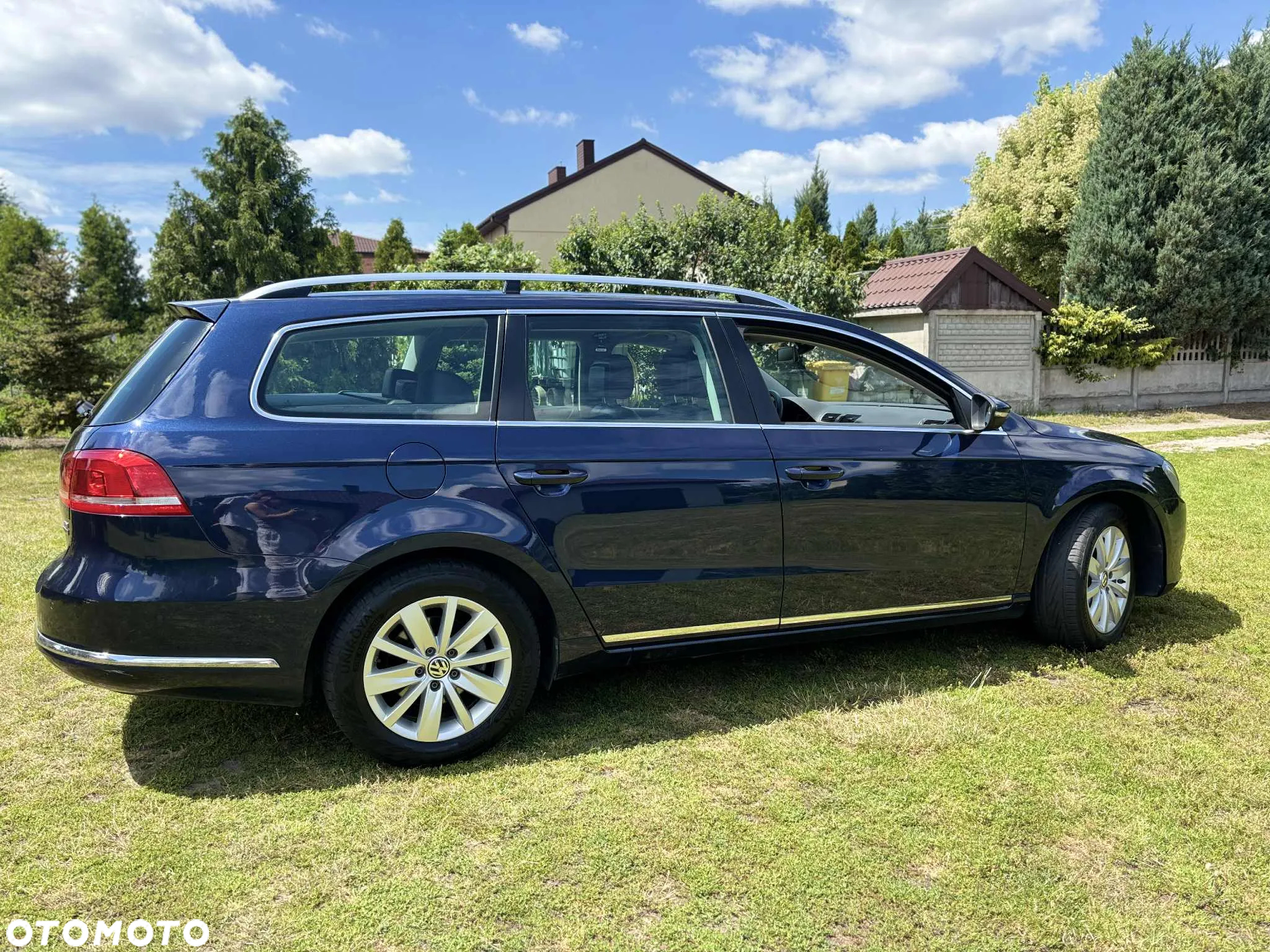 Volkswagen Passat 1.6 TDI Comfortline - 4