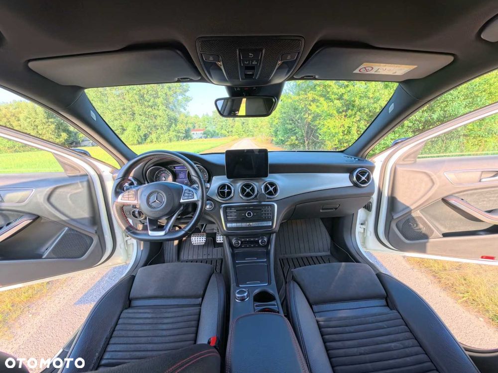 Mercedes-Benz GLA - 5