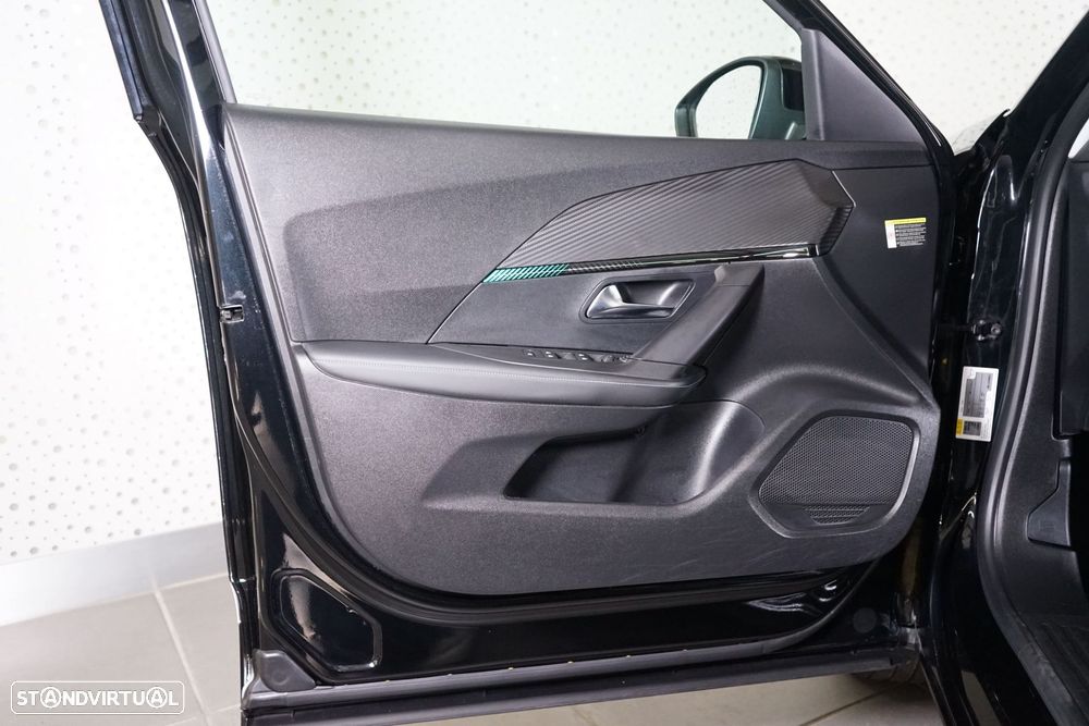 Peugeot 2008 PureTech 100 Allure - 18