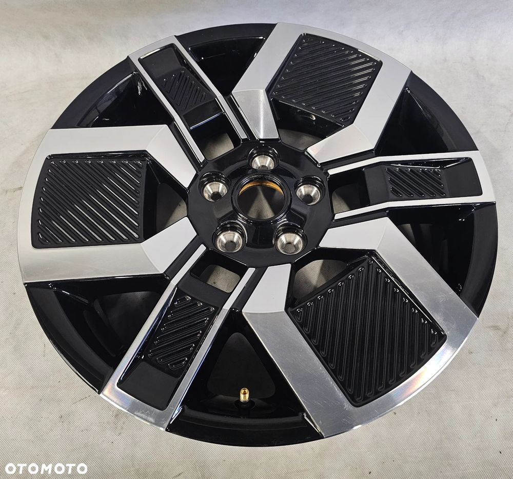 Felga 403008515R RENAULT 5 E-Tech Electric 6,5x18 ET38 - 1