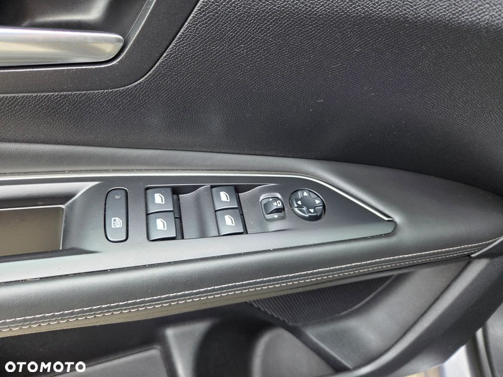 Peugeot 3008 - 26