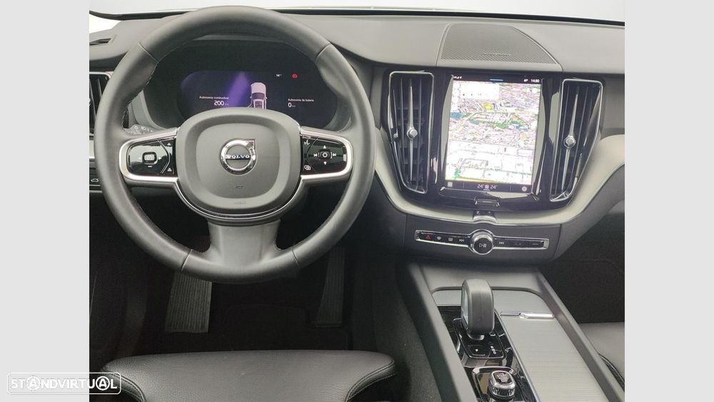 Volvo XC 60 2.0 T6 PHEV Plus Dark AWD — fotografia 14