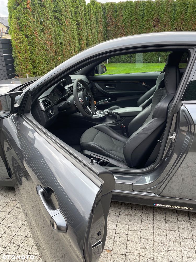 BMW M4 - 11