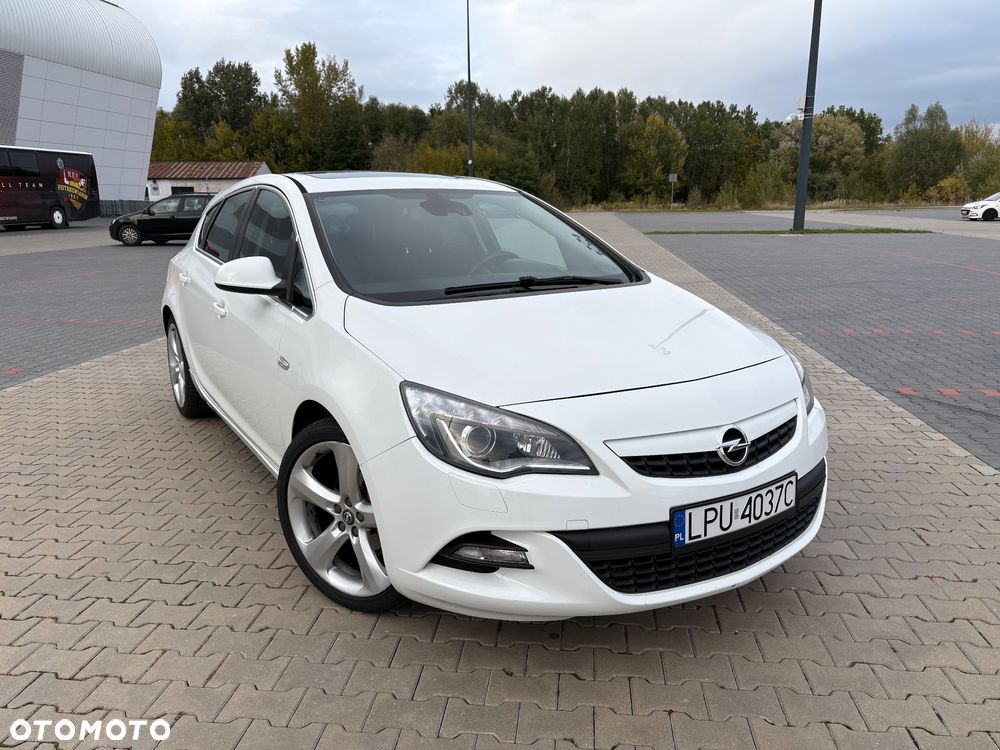 Opel Astra 1.4 Turbo Cosmo