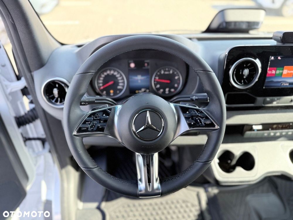 Mercedes-Benz Sprinter Furgon 319 CDI L4H2 - 10