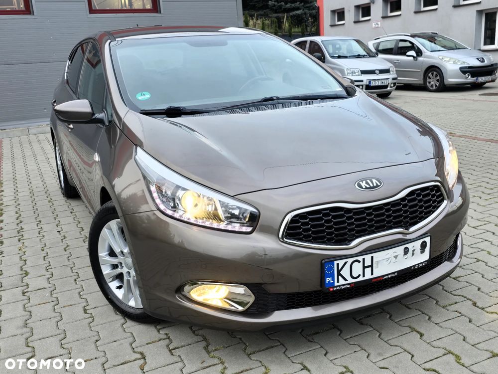 Kia Ceed 1.4 CVVT Spirit - 9