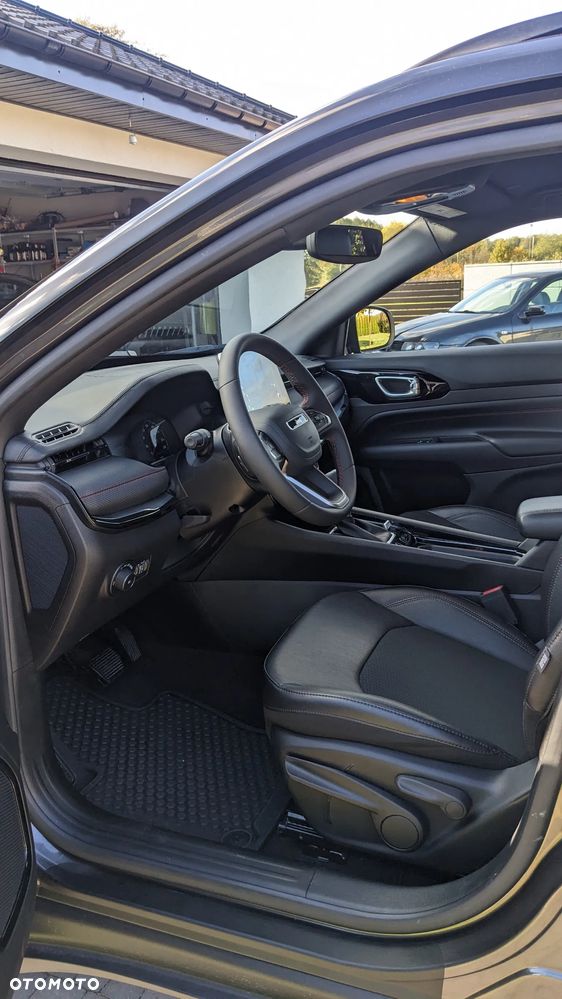 Jeep Compass - 11