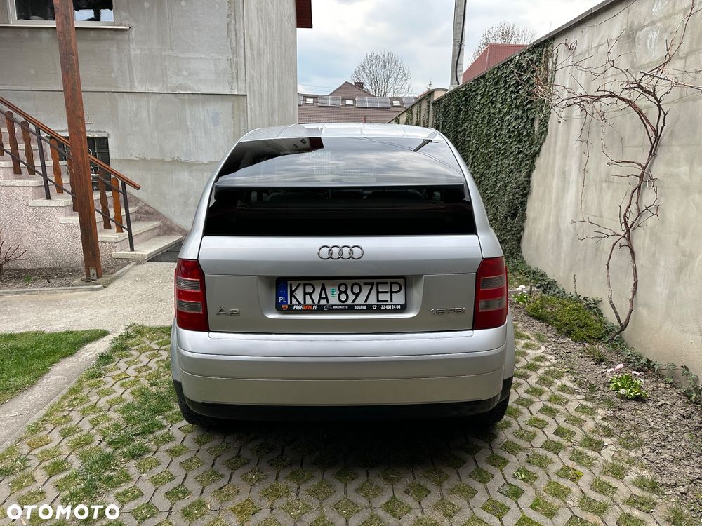 Audi A2 1.6 - 7