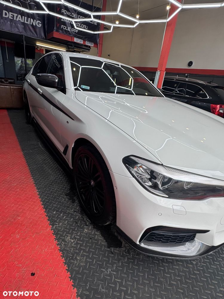 BMW Seria 5 530i xDrive M Sport sport - 2