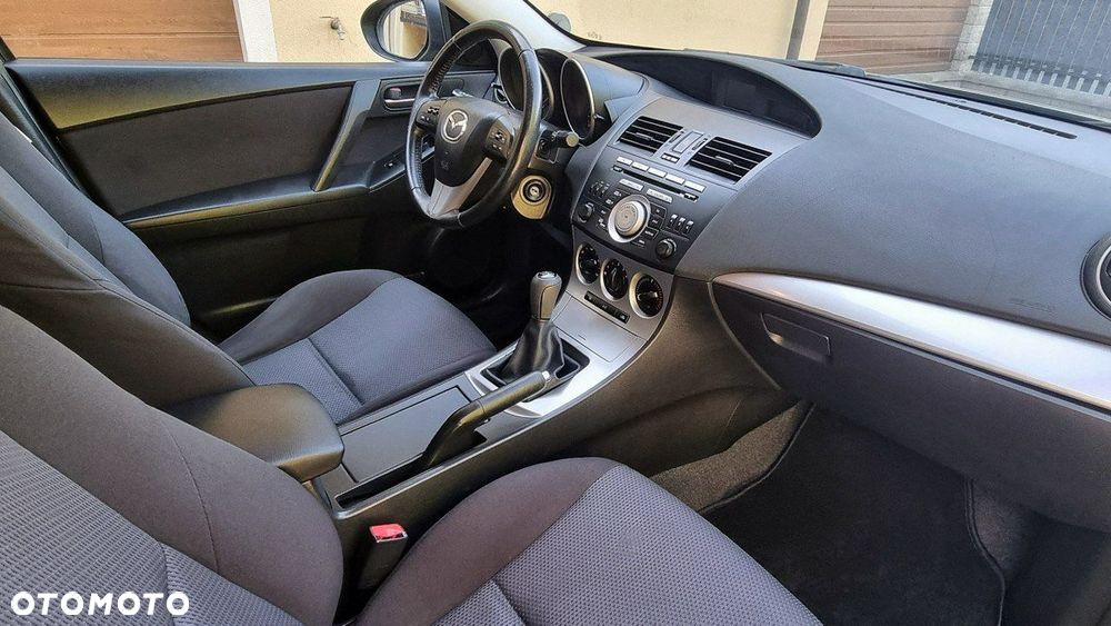Mazda 3 - 13