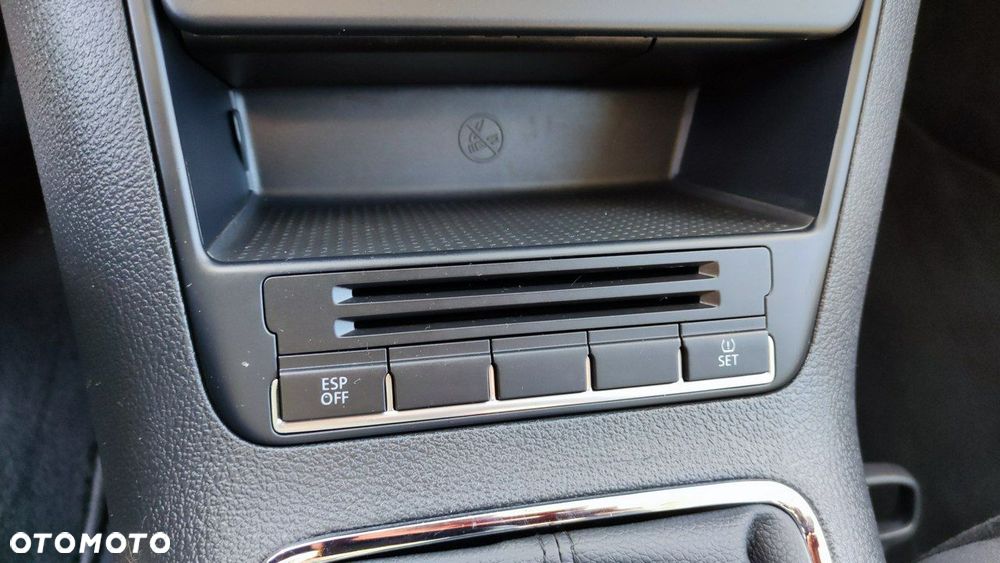 Volkswagen Tiguan 1.4 TSI BlueMot Sport&Style - 28