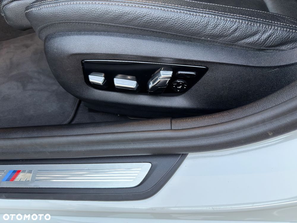 BMW Seria 5 520d xDrive MHEV M Sport sport - 13