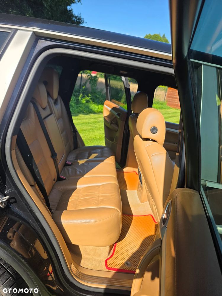 Porsche Cayenne Turbo - 17