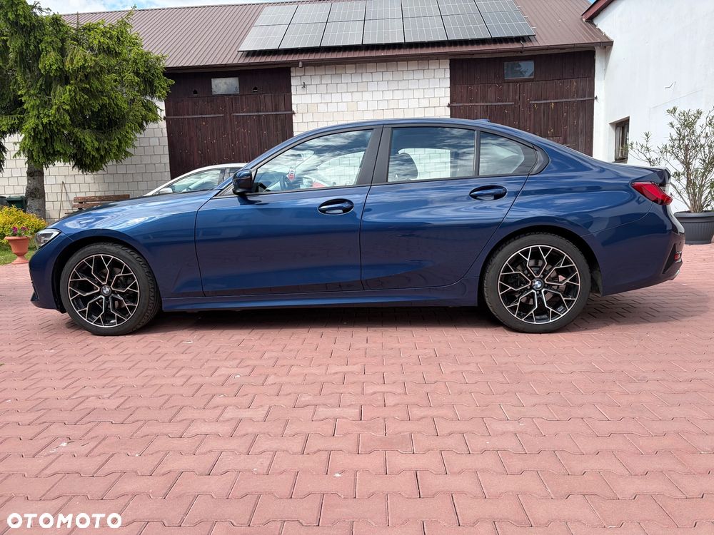 BMW Seria 3 318d - 3