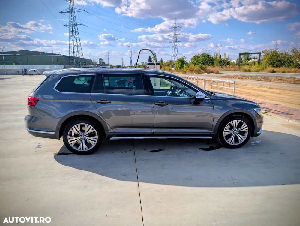 Volkswagen Passat - 2