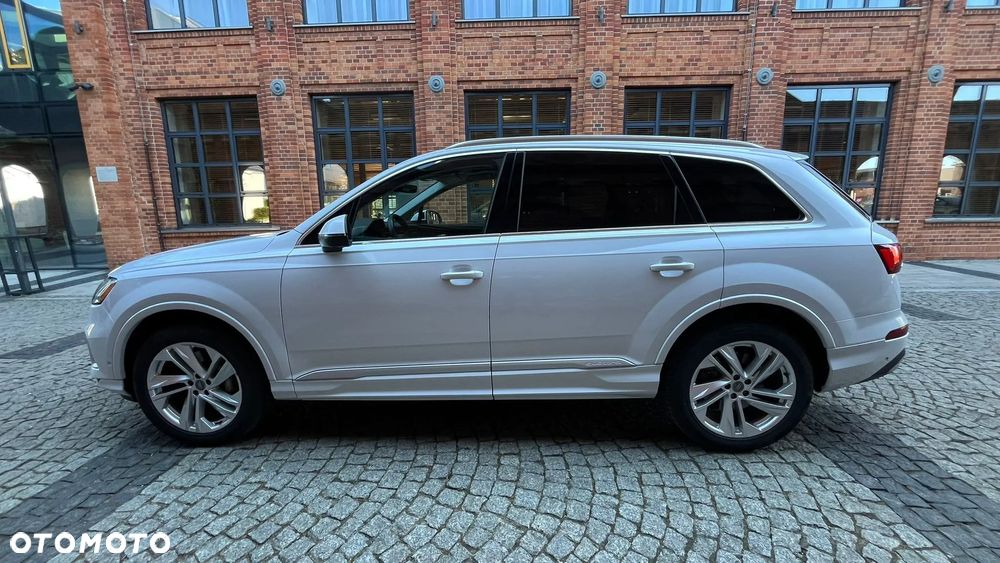 Audi Q7 - 7