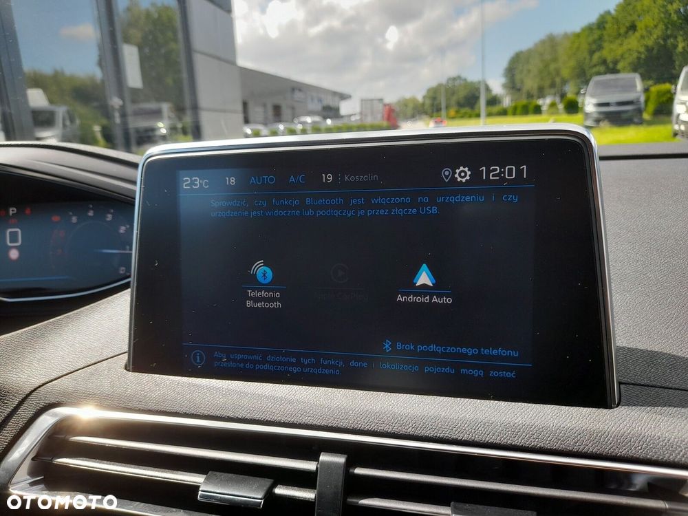 Peugeot 3008 1.2 PureTech Allure Pack S&S EAT8 - 29