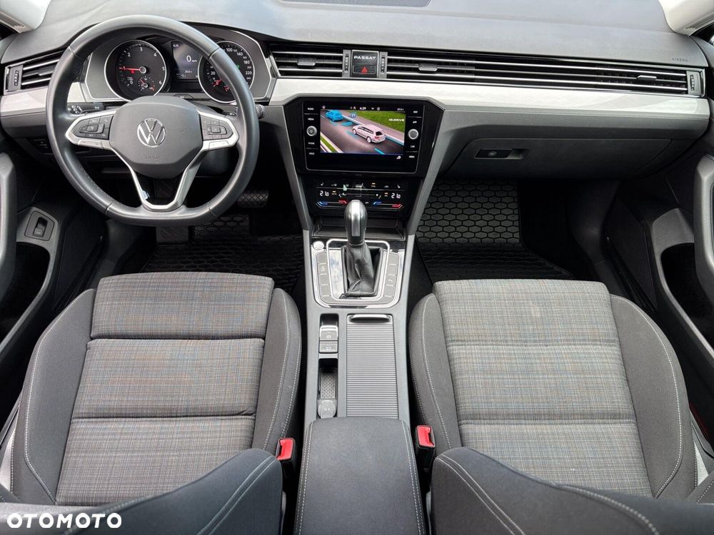 Volkswagen Passat Variant 2.0 TDI SCR Elegance DSG - 22