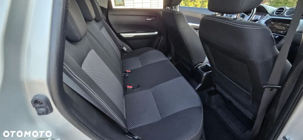 Suzuki Vitara 1.6 XLED 2WD - 31