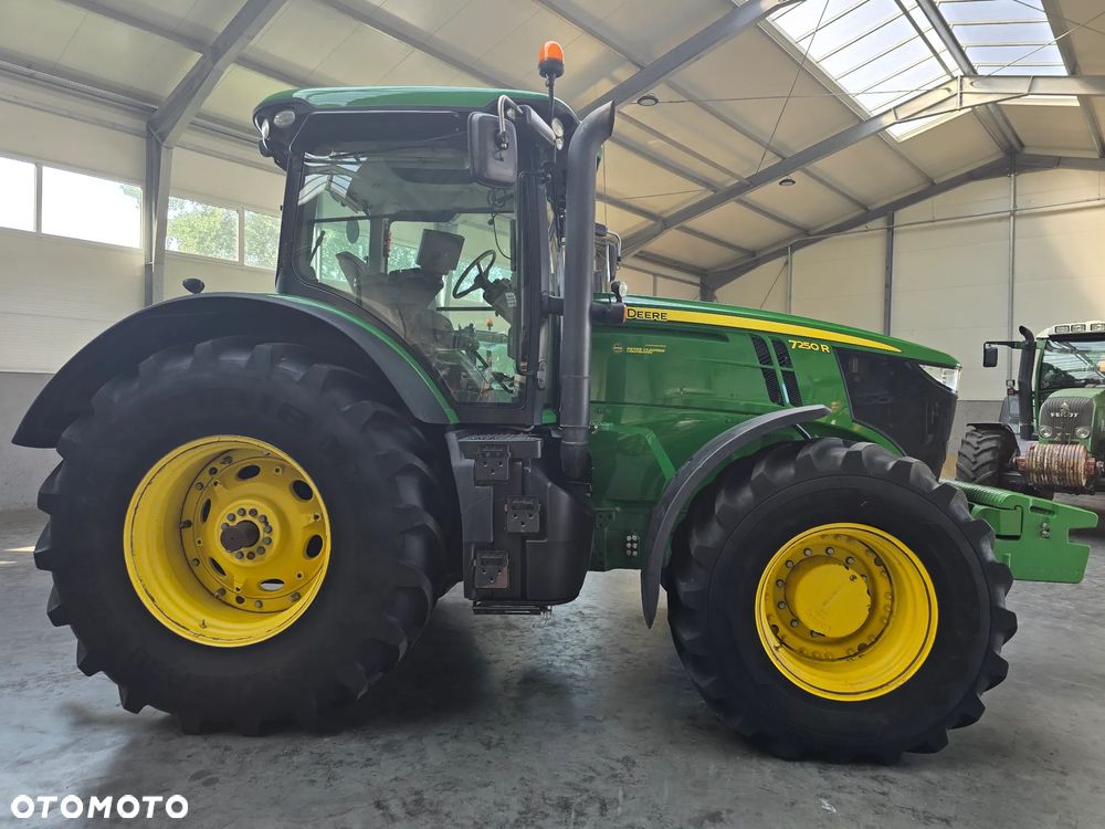 John Deere 7250R - 6