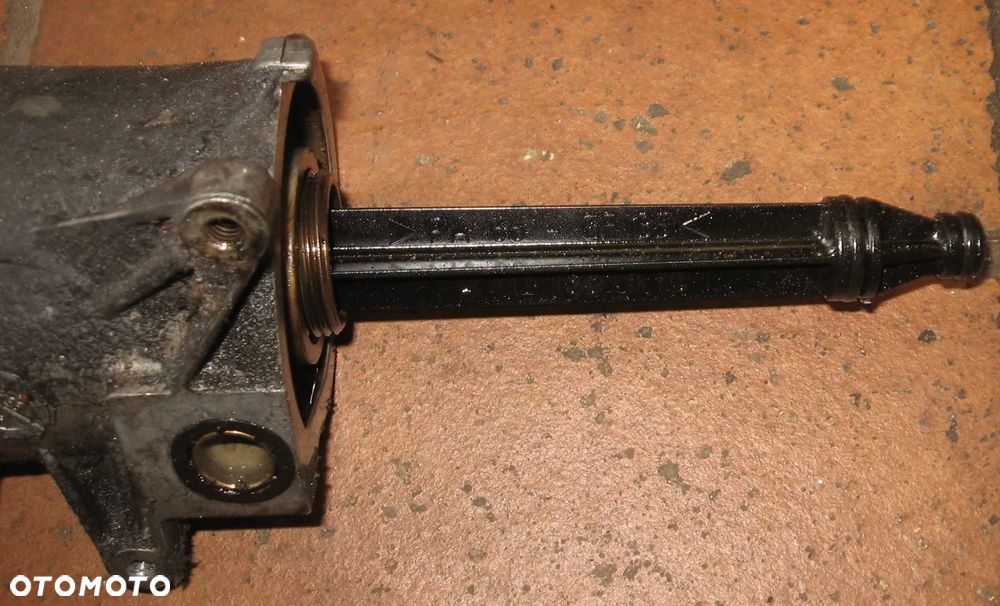 wałek rozrządu pokrywa zaworów filtr oleju MERCEDES ML W163 W210 3.2V6 - 8