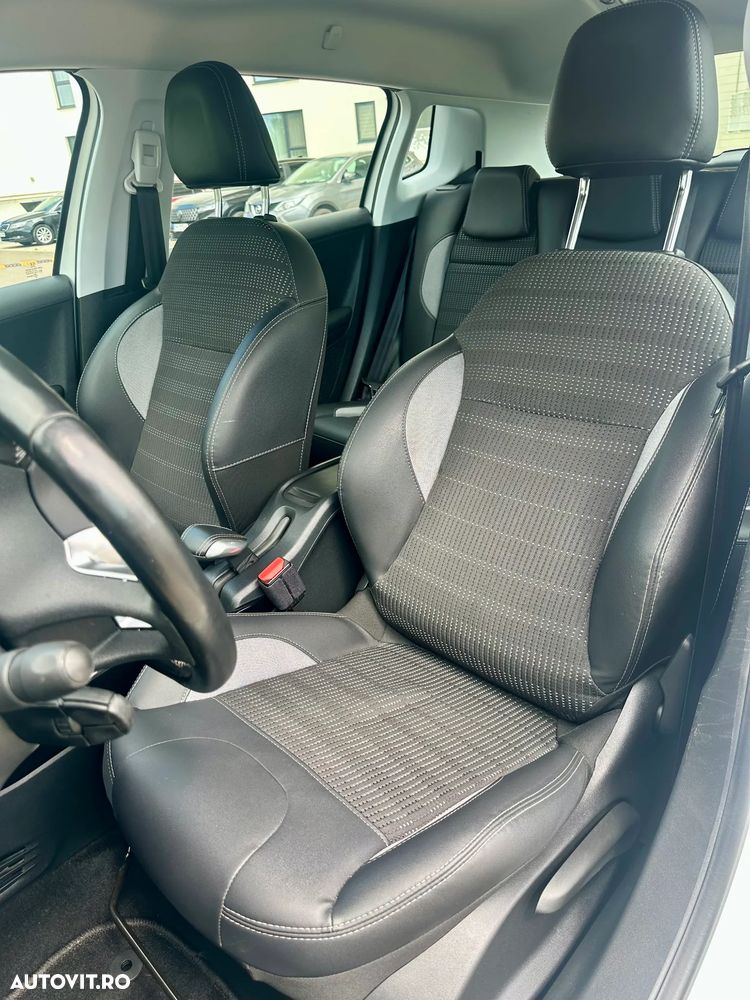 Peugeot 2008 - 5